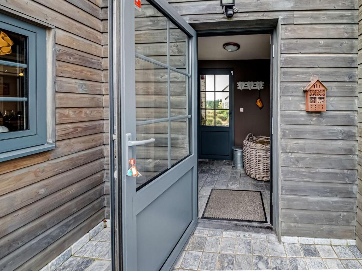 Tranquil Holiday Home In Mont With Bubble Bath Exteriör bild