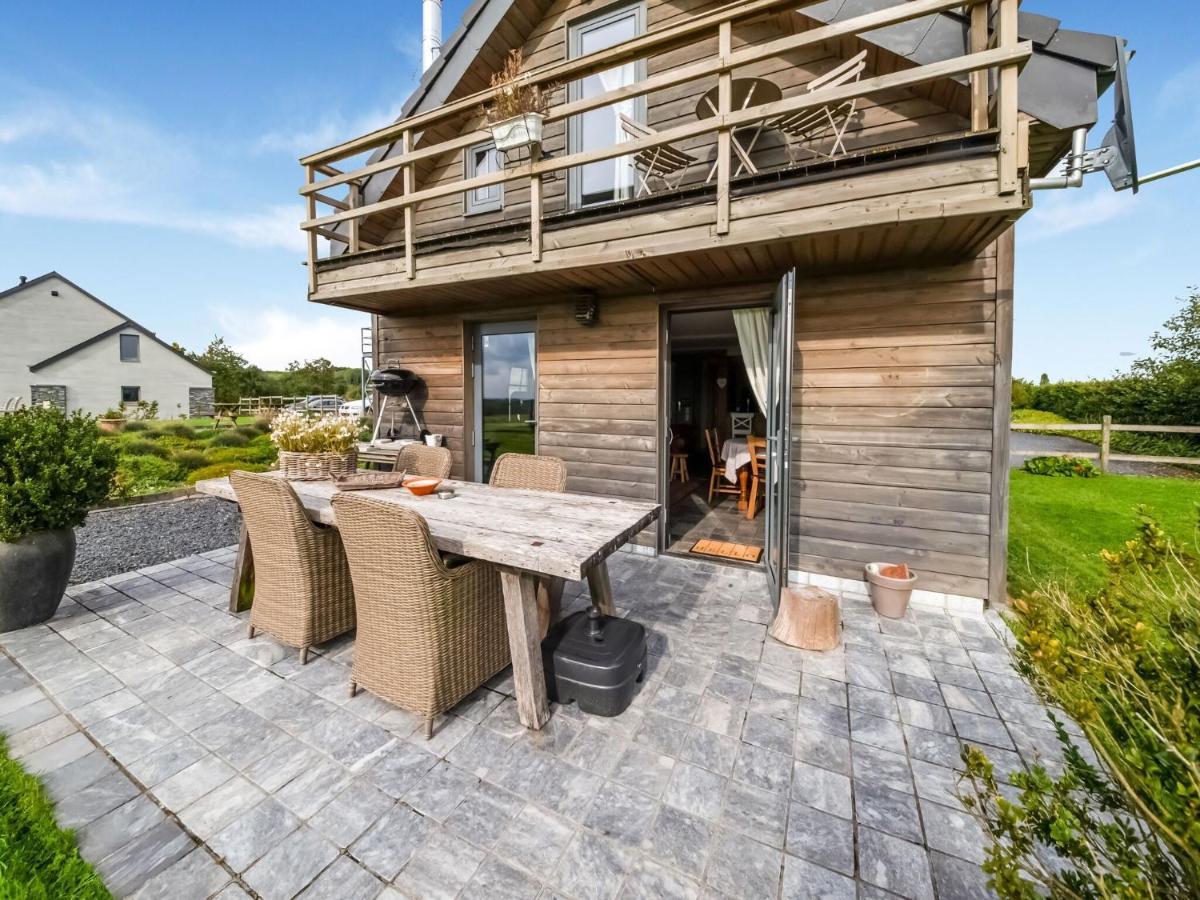 Tranquil Holiday Home In Mont With Bubble Bath Exteriör bild