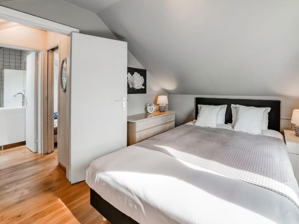 Tranquil Holiday Home In Mont With Bubble Bath Exteriör bild